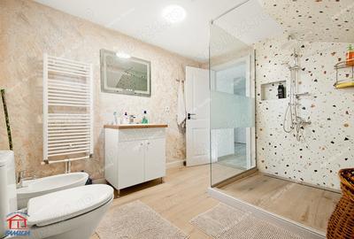 Casă cu 6 camere cu Garaj în Vânători - 19