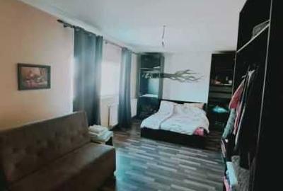 Casă cu 4 camere cu Teren 215 Mp în Crevedia - 4