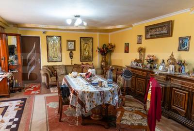 Casa de vanzare, cu 10 camere, 1200 mp, zona Dipsa - 3