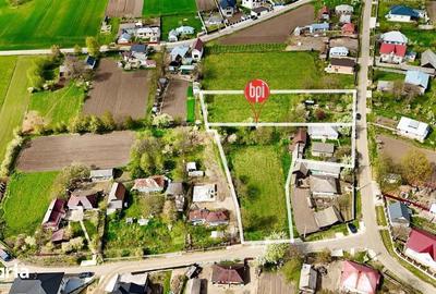 Casă cu 4 camere cu Teren 2600 Mp în Vadu Moldovei - 6
