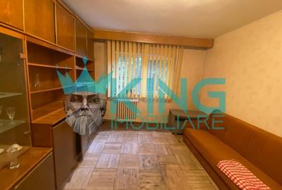 3 Camere Semidecomandat cu balcon la etaj 1 de renovat in zona Eden