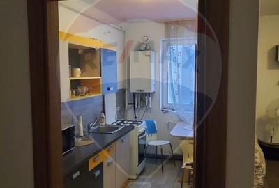 Apartament de inchiriat-Str. Corneliu Coposu 440 euro - 4