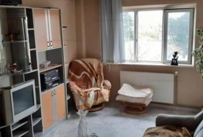 Apartament cu 3 camere decomandat în Călărași - 5