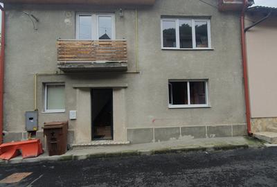 Schei, casa-apartament, 110000 euro