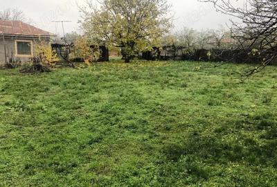 Casă cu 3 camere cu Teren 1100 Mp în Socetu - 4