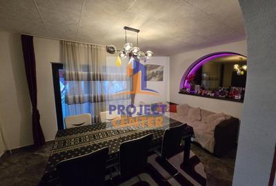 Casă individuală cu 10 camere cu Canalizare în Prelungirea Craiovei - 2