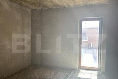 Spațiu comercial, de 600 mp, în Central - 4