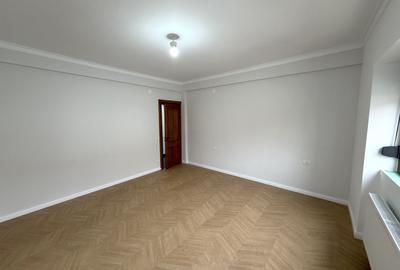 Apartament cu 4 camere decomandat în Central - 11