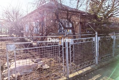 Casă individuală cu 5 camere cu Garaj în Copou - 1