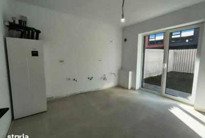 Apartament cu 4 camere decomandat în Central - 5
