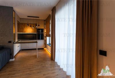 Apartament cu 3 camere decomandat în Sisești