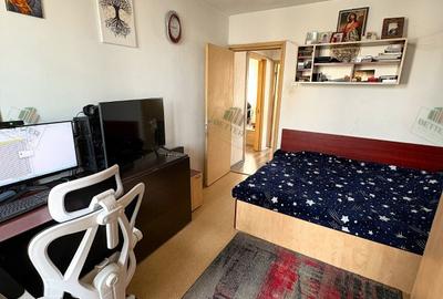 Apartament cu 3 camere semidecomandat, mobilat în Berceni - 11