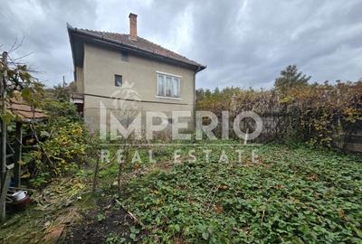 Oportunitate rara! Casa individuala cu teren in Cartierul Andrei Muresanu! - 1