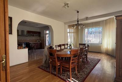 Casă cu 4 camere cu Teren 400 Mp în Gruia - 3