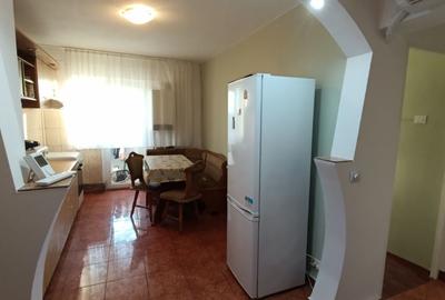 Apartament cu 2 camere decomandat în 1 Mai - 8