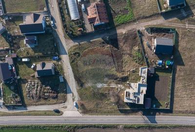 Teren de 685 mp, în Bod - 5