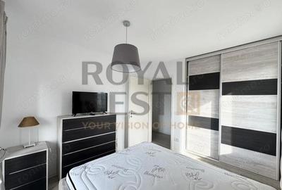 Apartament cu 3 camere decomandat în Tractorul - 9