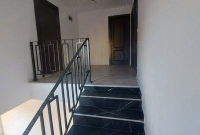 Apartament cu 3 camere în Central - 3