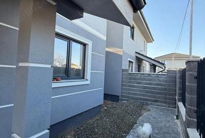 Casă cu Teren 250 Mp în Central - 8