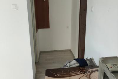 Vand garsoniera, Str. Fabricii de Zahar, zona Maurer - 3