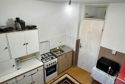 Apartament cu 2 camere decomandat în Nufărul - 6