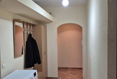 Apartament cu 2 camere decomandat în Colonești - 3