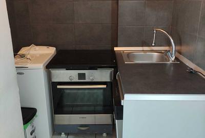 Garsonieră decomandată în Cotroceni