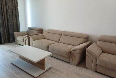 Apartament cu 2 camere decomandat, mobilat în Tractorul