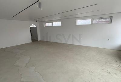 Birou, de 125 mp, în Central - 2