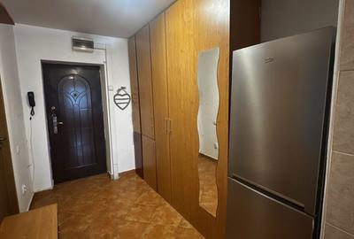 Garsonieră decomandată, mobilată în Tei - 7