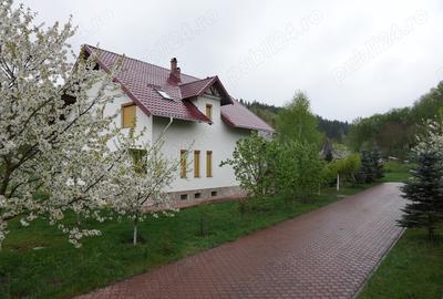 Casă cu 6 camere în Bucșoaia - 3