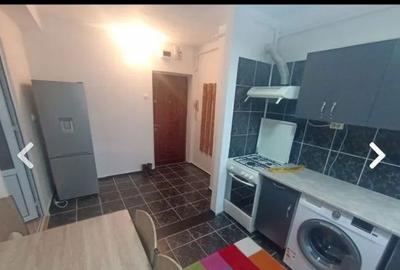 Apartament cu 2 camere decomandat în Central - 2