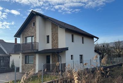 Casa Individuala, 5 camere, 120 mp, teren liber 450 mp, Chinteni - 3