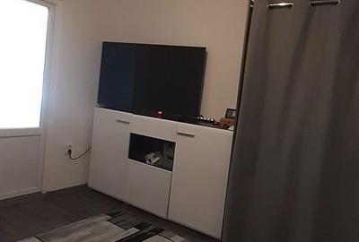 Garsonieră semidecomandată în Sud