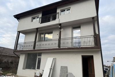 Casă cu Teren 200 Mp în Central - 3