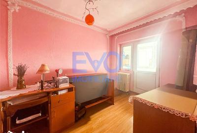 Apartament cu 4 camere decomandat în Dacia - 5