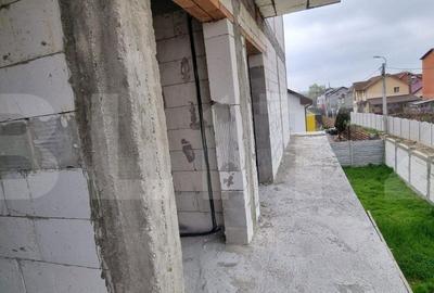 Casă cu 4 camere cu Teren 400 Mp în Brestei - 2