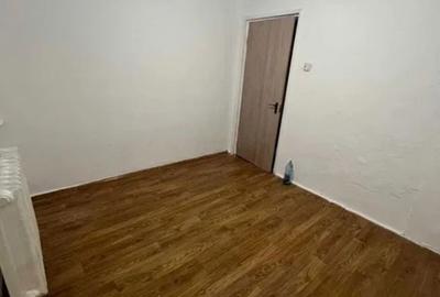 Apartament cu 3 camere în Alexandriei - 4