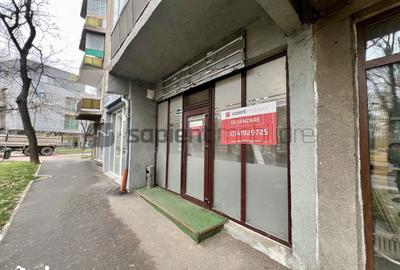 Spațiu comercial, de 32 mp, în Central - 7