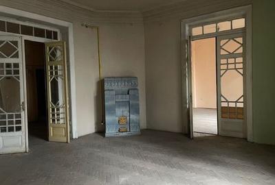 Piata Universitatii,et 1 si st 2ideal apart-hotel,sediu companie - 11