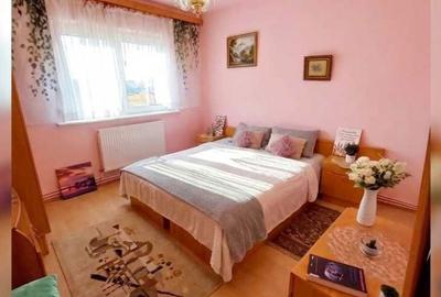 Apartament cu 2 camere decomandat în Central - 2