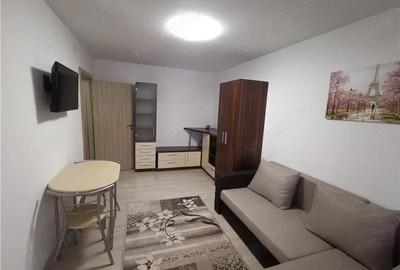 Garsonieră decomandată în Iancului