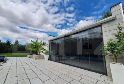 Casă cu 7 camere cu Teren 1150 Mp în Central