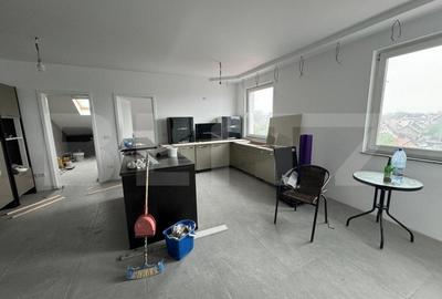 Apartament 3 camere, 80mp, central, Radauti - 2