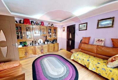 Apartament 2 camere / etaj 2 / Filiasi / zona Biserica Mare - 2