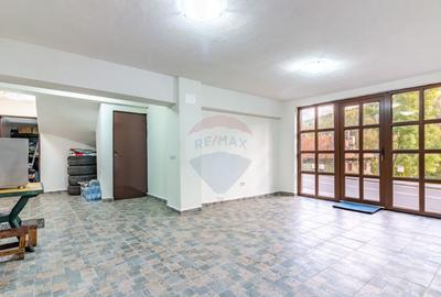 Vila/Pensiune de vanzare in Sinaia 450 mp, langa... - 5