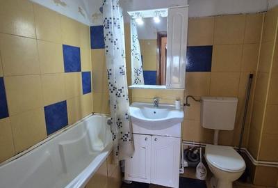 Apartament cu 3 camere decomandat, mobilat în Casa de Cultură - 30