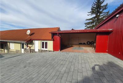 Casă cu 4 camere cu Canalizare în Slimnic - 10