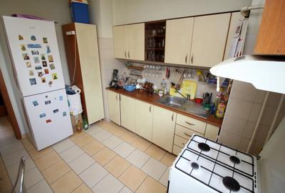 Crângași - Ceahlăul, 3 camere 85 mp, centrală proprie, modificat din 4 camere. - 9