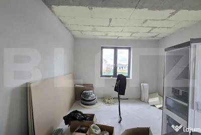 Casă cu 4 camere cu Teren 750 Mp în Păulești - 16